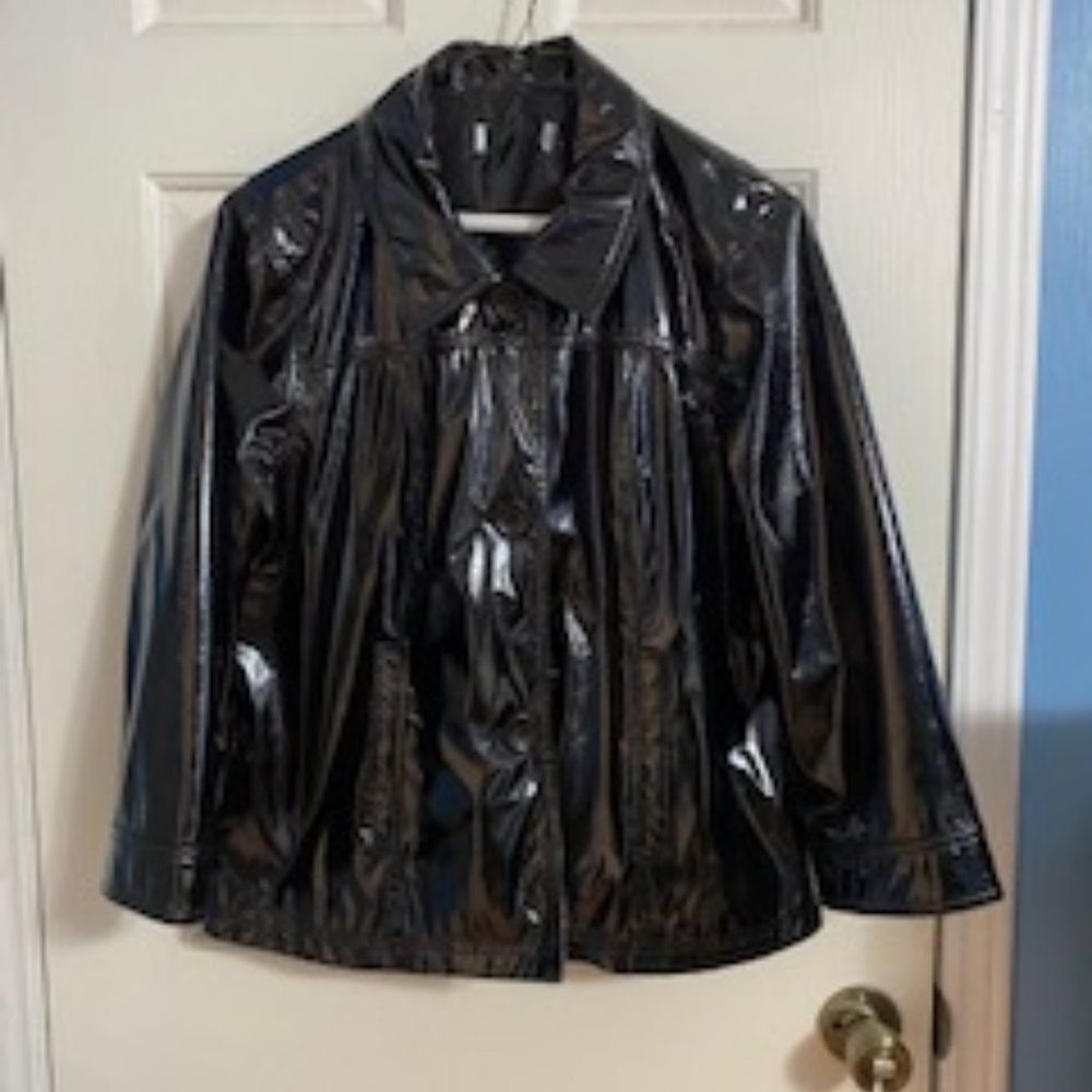 BLACK SHINY PATENT LEATHERLIKE JACKET-LARGE